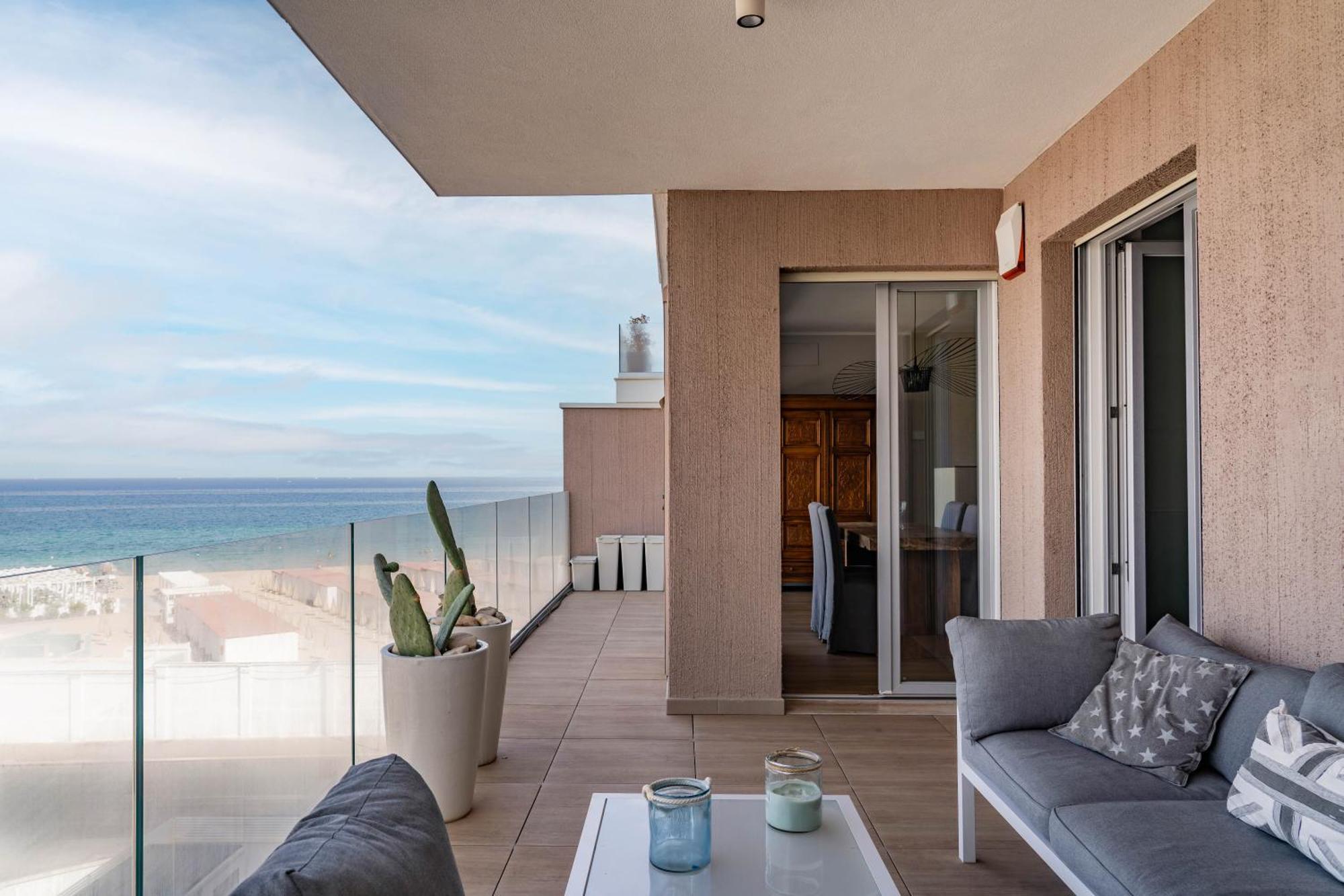 Palazzo Verdi Luxury Accomodation Bari Exterior photo